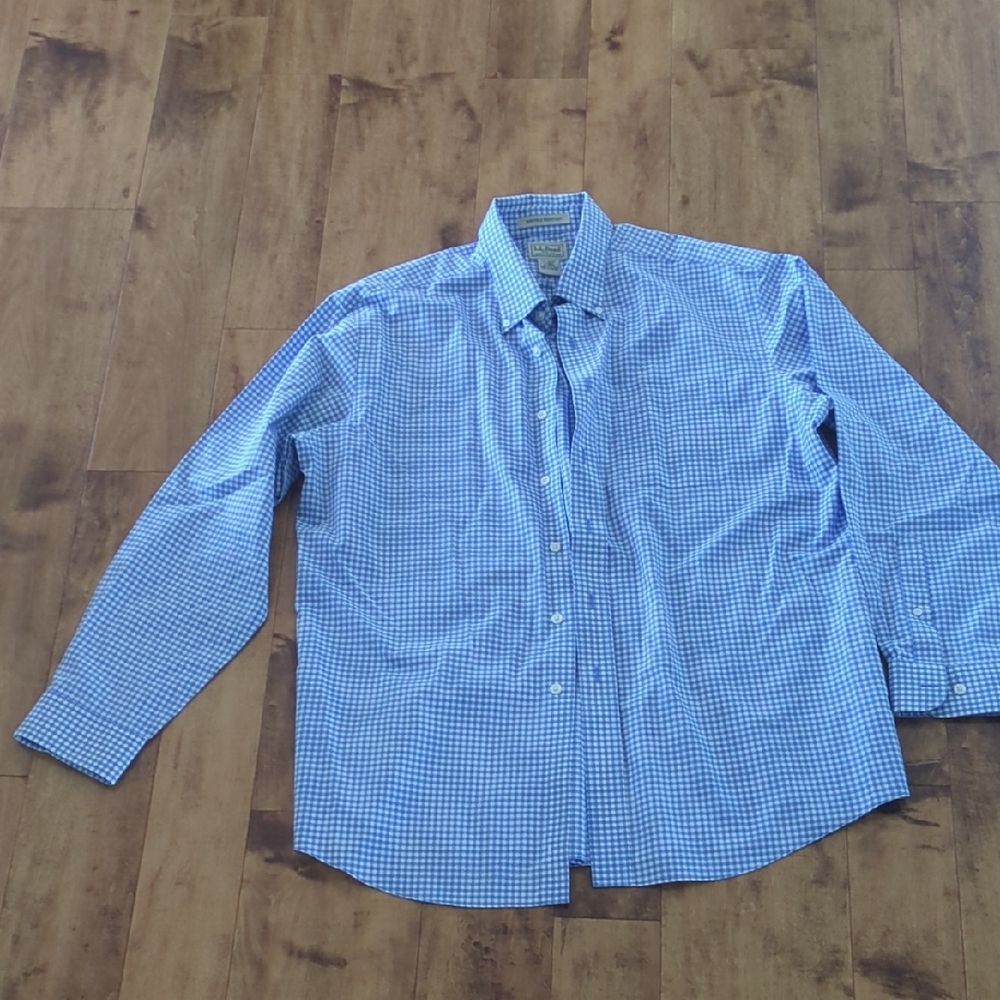 L.L. Bean Men's Blue Gingham Button Down Shirt